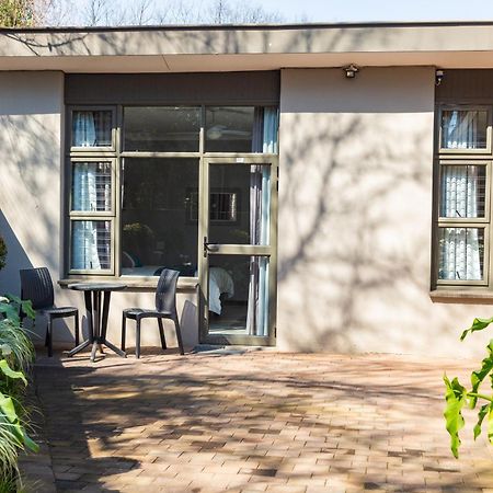 Glen Maine Guest House Pretoria-Noord Exterior foto